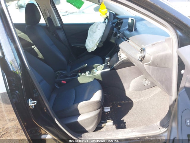 3MYDLBYV0HY184492 Toyota YARIS IA