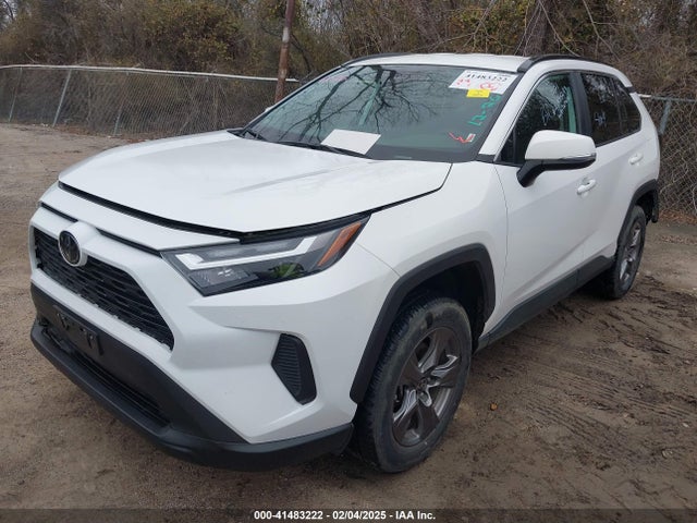 Toyota Rav4 Xle 2024 2T3P1RFV6RC421914 Image 2