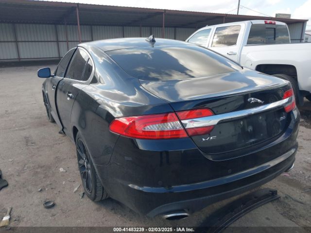 2013 JAGUAR XF SAJWA0E74D8S62917 Photo 2
