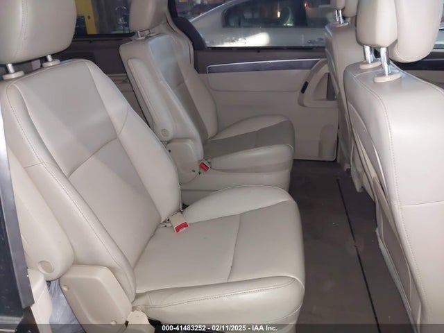 2010 Volkswagen Routan Se მანქანა იყიდება აუქციონზე, vin: 2V4RW3D18AR295937, აუქციონის ნომერი: 41483252