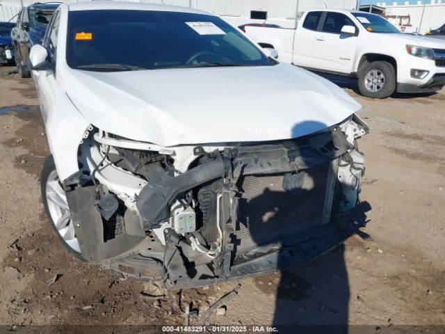 1G1ZD5ST2JF148898 Chevrolet MALIBU LT