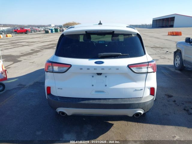 1FMCU9G68LUC02237 Ford ESCAPE SE