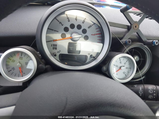 2007 MINI COOPER WMWMF33547TL67420 Photo 6