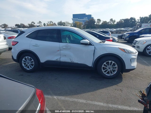 Ford ESCAPE SE 2020 1FMCU0G6XLUA82033 Image 13