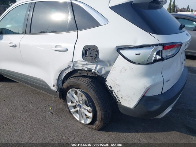 Ford ESCAPE SE 2020 1FMCU0G6XLUA82033 Image 6
