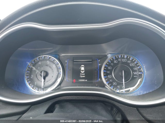 Chrysler 200 Limited 2015 1C3CCCABXFN538470 Image 7