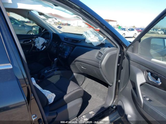 JN8AT2MTXKW255772 Nissan ROGUE SV