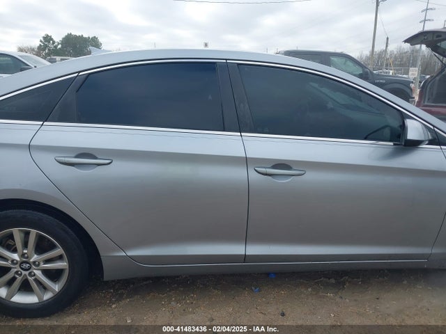 Hyundai SONATA SE 2015 5NPE24AF2FH093464 Image 13