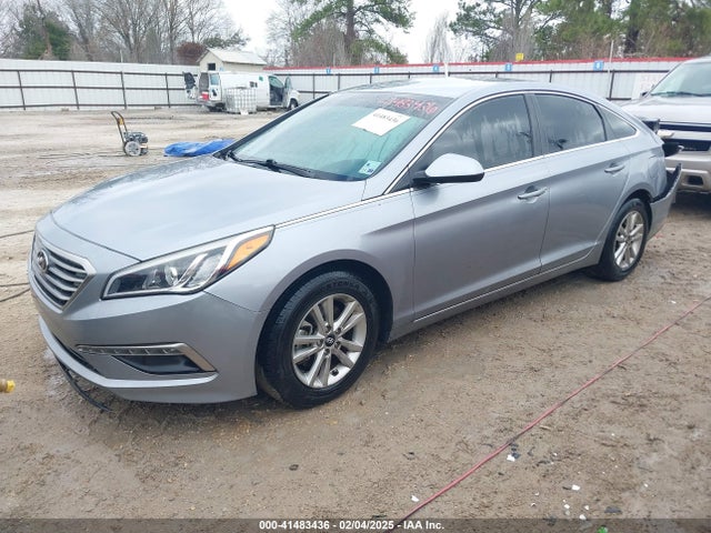 Hyundai SONATA SE 2015 5NPE24AF2FH093464 Image 2