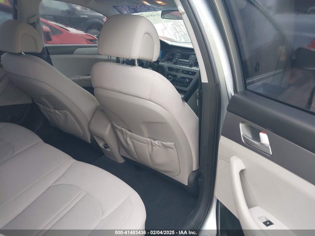 Hyundai SONATA SE 2015 5NPE24AF2FH093464 Image 8