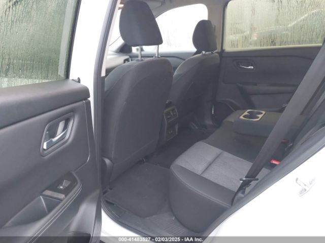 JN8BT3BA8RW355181 Nissan Rogue Sv Fwd
