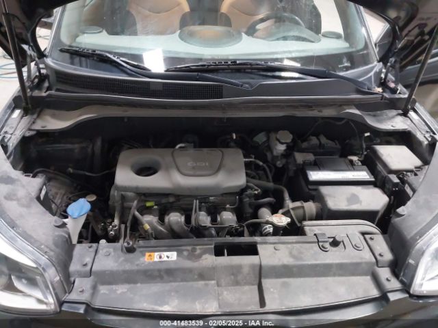 KNDJN2A2XH7411717 KIA Soul