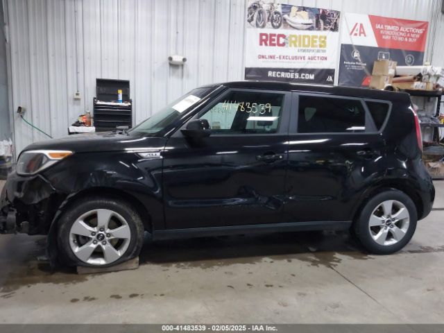 KNDJN2A2XH7411717 KIA Soul