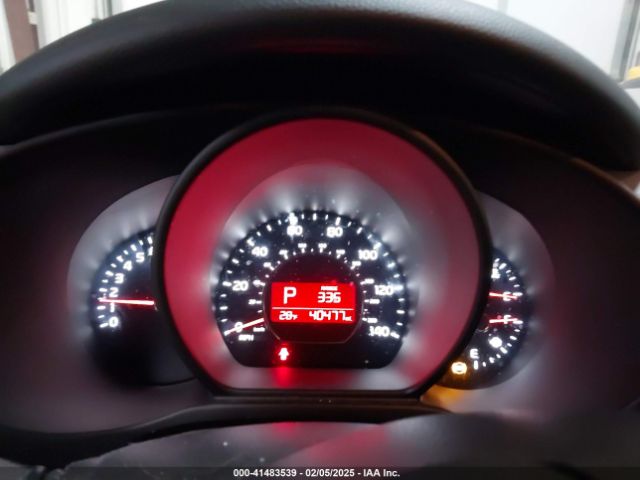 KNDJN2A2XH7411717 KIA Soul