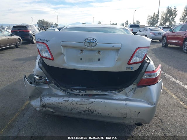 41483564 :رقم المزاد ، 4T1BB46K98U032822 vin ، 2008 Toyota Camry Hybrid مزاد بيع