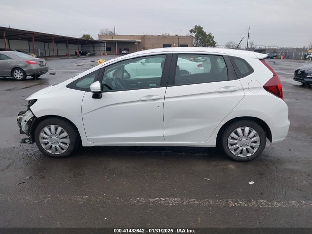Honda FIT LX 2019 3HGGK5H49KM721688 Image 15