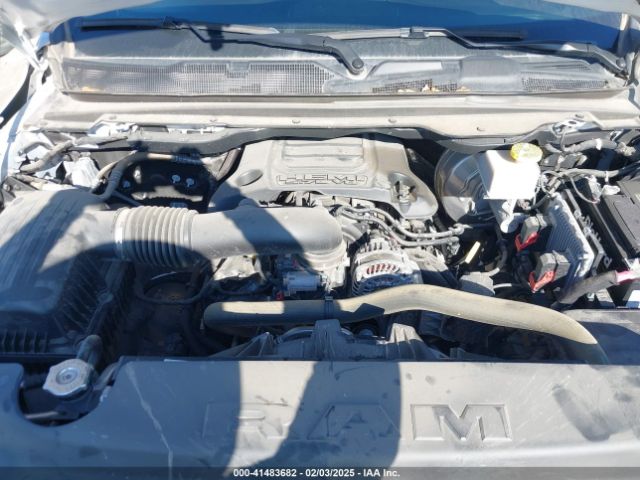 1C6RREBT0NN158146 RAM 1500 Lone Star  4x2 6'4 Box