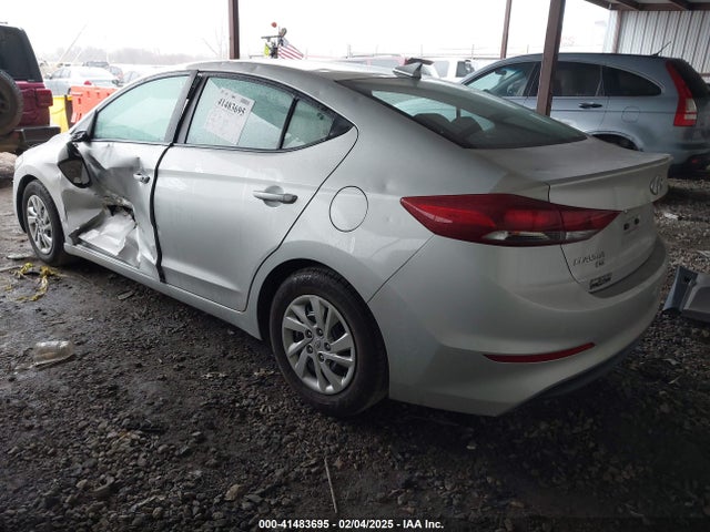 5NPD74LF1HH129979 Hyundai ELANTRA SE