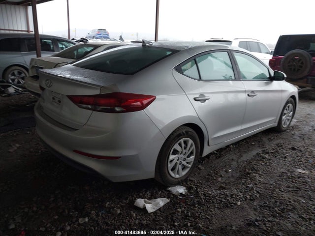 5NPD74LF1HH129979 Hyundai ELANTRA SE