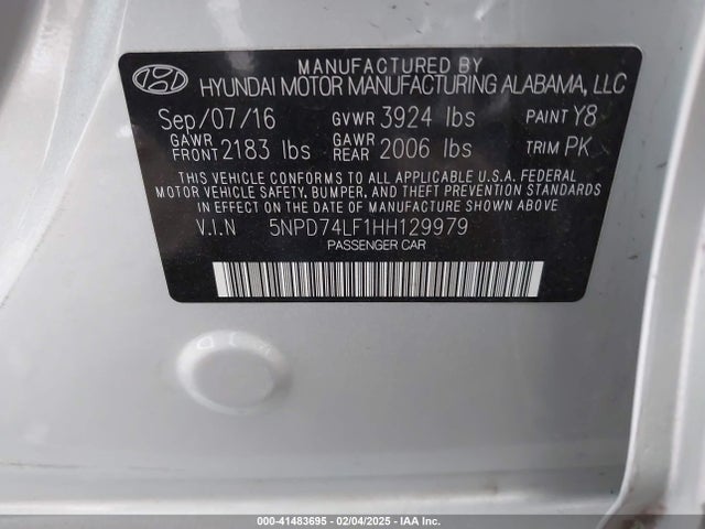 5NPD74LF1HH129979 Hyundai ELANTRA SE