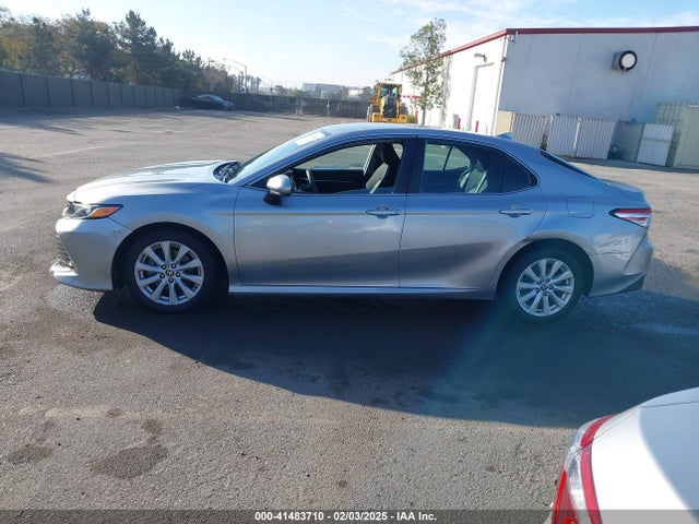 Toyota CAMRY LE 2020 4T1C11AK5LU952968 Image 14