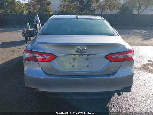 Toyota CAMRY LE 2020 4T1C11AK5LU952968 Image 16