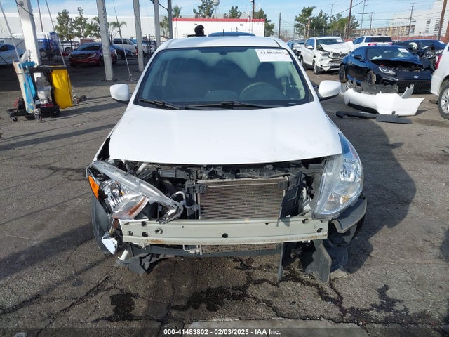 3N1CN7AP8JL882254 Nissan Versa 1.6 Sv