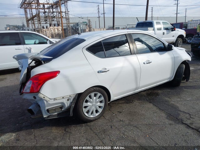 3N1CN7AP8JL882254 Nissan Versa 1.6 Sv