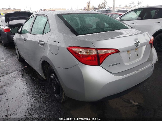 Toyota COROLLA L 2017 5YFBURHE5HP577075 Image 3