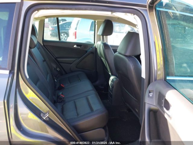 WVGBV3AX0EW542190 Volkswagen TIGUAN SE