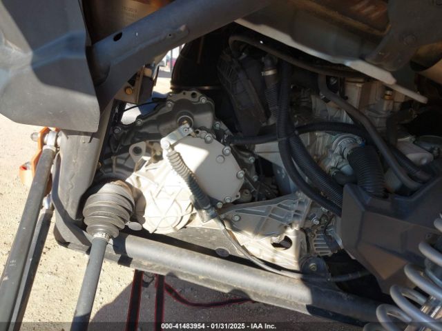2020 CAN-AM MAVERICK X3 3JBVJAW46LK000023 Photo 7