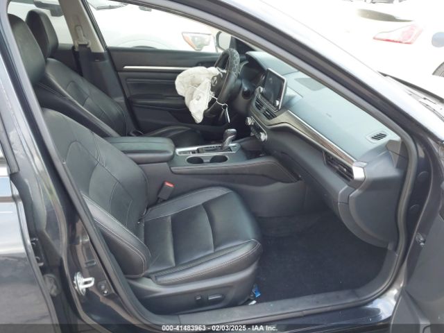 1N4BL4FV4KC107201 Nissan Altima 2.5 Platinum