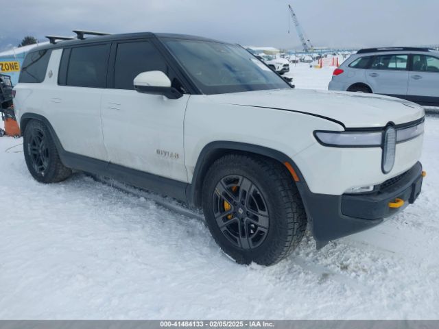 2023 RIVIAN R1S 7PDSGABA9PN015327