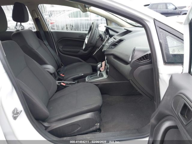 3FADP4EJ9JM127467 Ford FIESTA SE