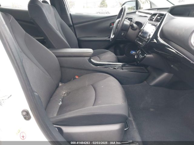 JTDKAMFP2N3208503 Toyota Prius Prime Le