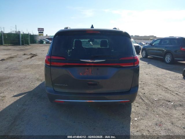 2C4RC1BGXNR197643 Chrysler Pacifica Touring L