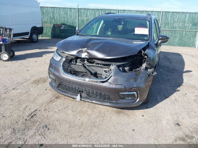 2C4RC1BGXNR197643 Chrysler Pacifica Touring L