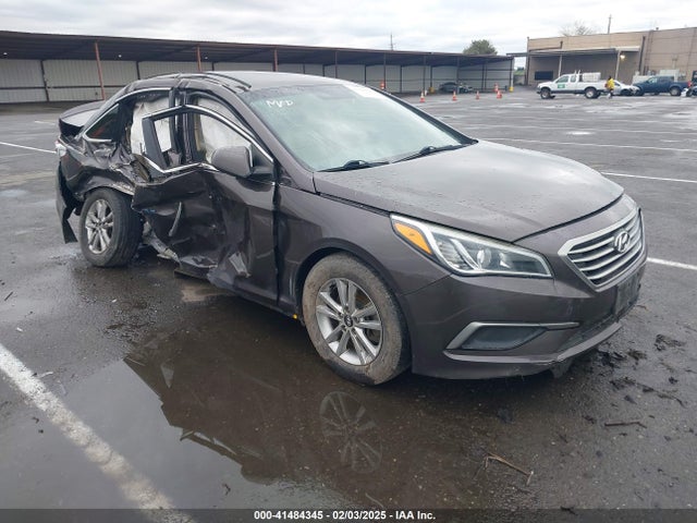 Hyundai SONATA SE 2017 5NPE24AF0HH477794 Image 1