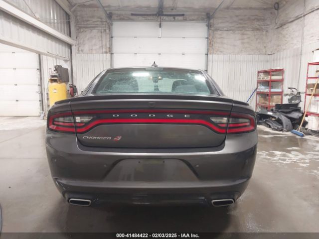 2C3CDXJG7KH653952 Dodge Charger Sxt Awd