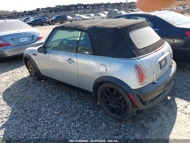 2006 MINI COOPER WMWRF33586TF64534 Photo 2