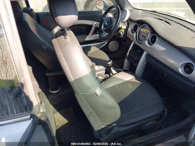 2006 MINI COOPER WMWRF33586TF64534 Photo 4