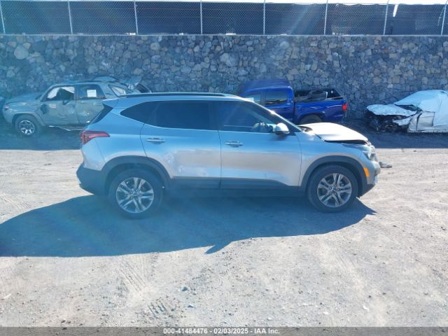 KNDEU2AA9N7269187 KIA SELTOS S