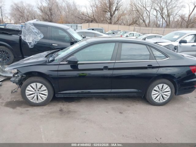 3VWN57BU1KM018794 Volkswagen Jetta 1.4t S