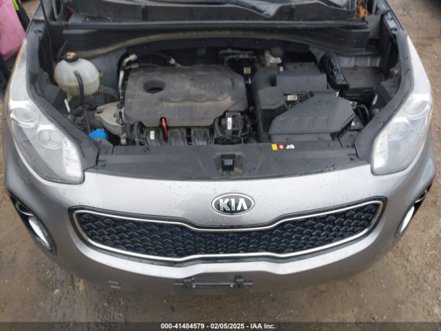 KNDPMCAC7J7393243 KIA Sportage Lx