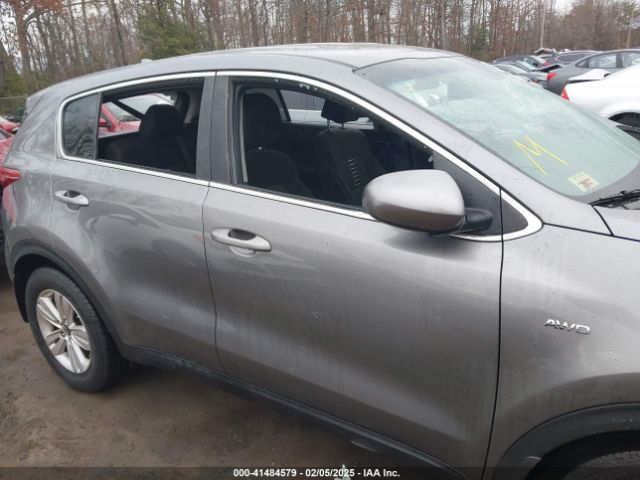 KNDPMCAC7J7393243 KIA Sportage Lx