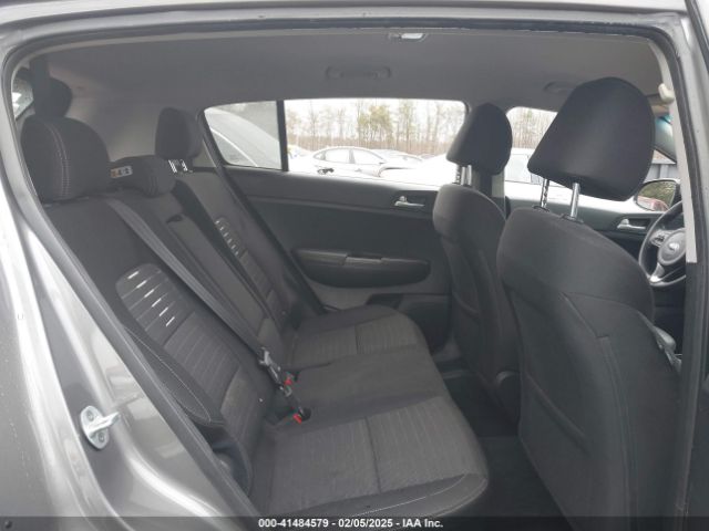 KNDPMCAC7J7393243 KIA Sportage Lx