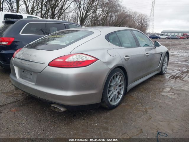 2011 PORSCHE PANAMERA WP0AA2A79BL015364 Photo 3