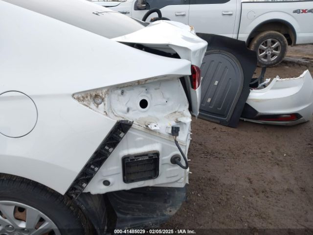 5NPD74LF5KH461138 Hyundai ELANTRA SE