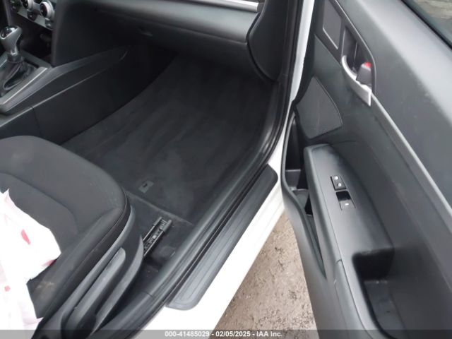 5NPD74LF5KH461138 Hyundai ELANTRA SE