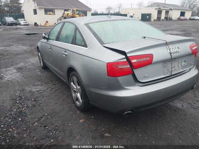 2012 AUDI A6 WAUGGAFC3CN083784 Photo 2